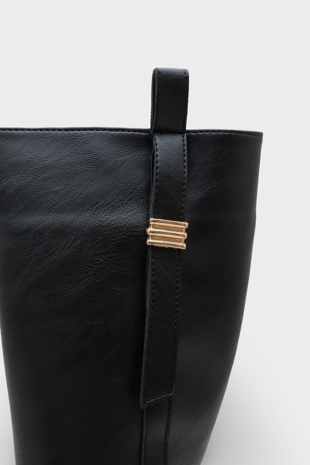 Roberta Metal Tokalı Kadın Çizme