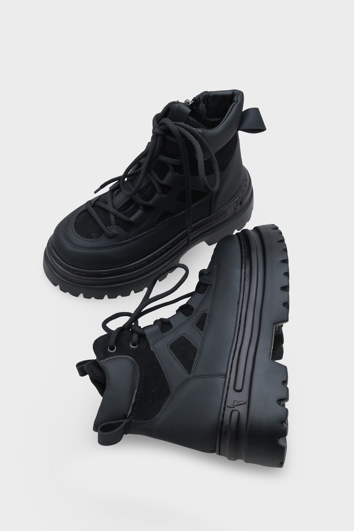 Rosalia Bağcıklı Trak Tabanlı Kadın Spor Bot