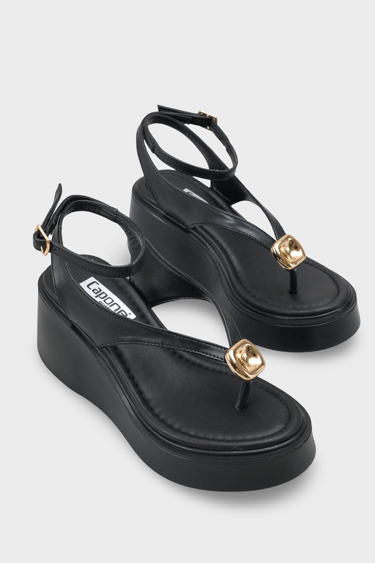 Sandy Dolgu Topuklu Parmak Arası Bilekten Bantlı Kadın Sandalet