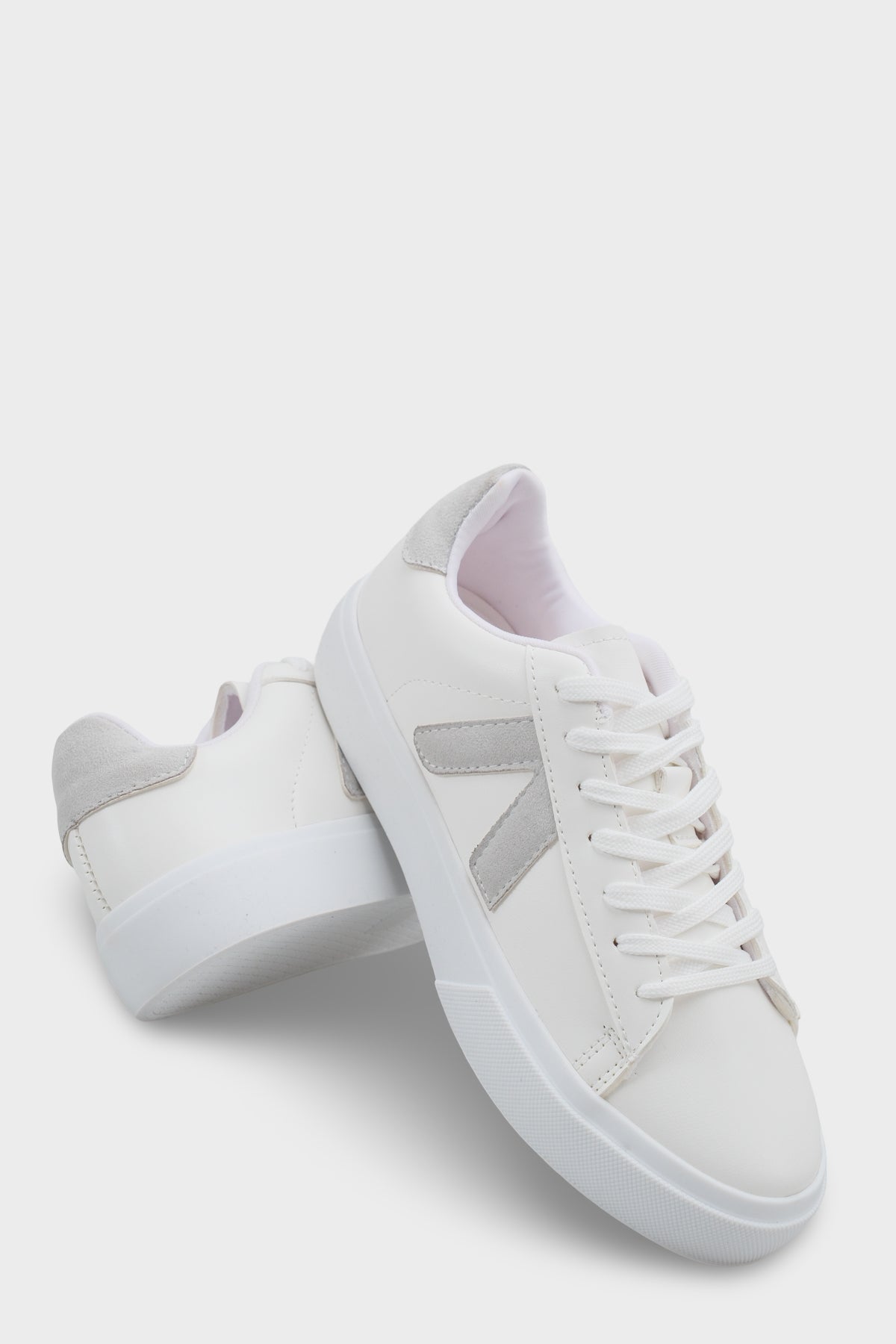 Sandra V Detaylı Bağcıklı Günlük Spor Kadın Sneaker Ayakkabı