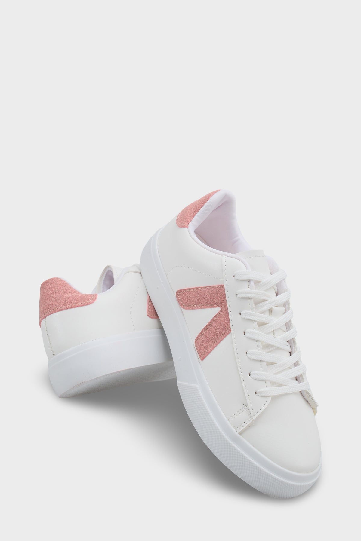 Sandra V Detaylı Bağcıklı Günlük Spor Kadın Sneaker Ayakkabı