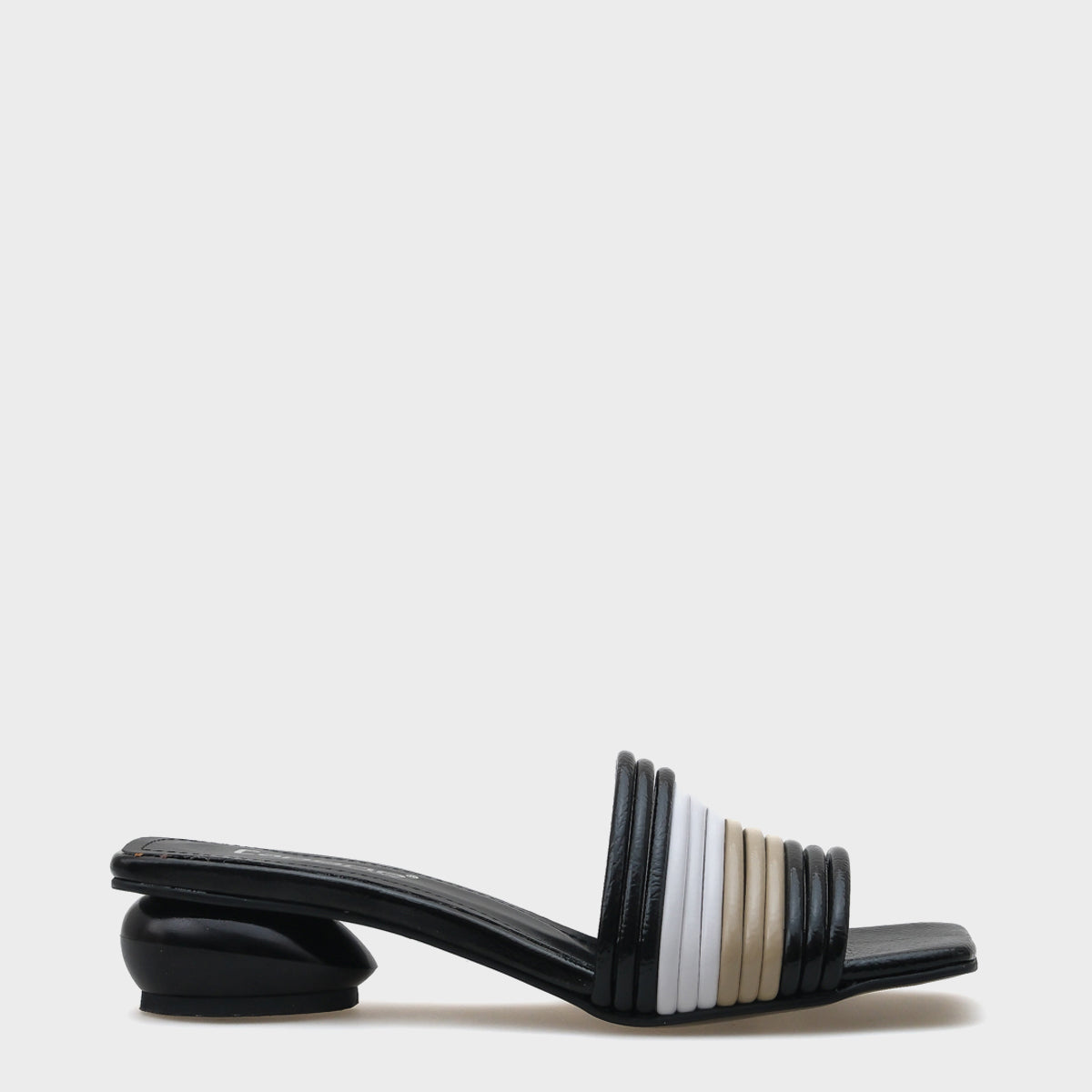 Lina Beyaz Nude Kadın Orta Topuklu Şık Terlik