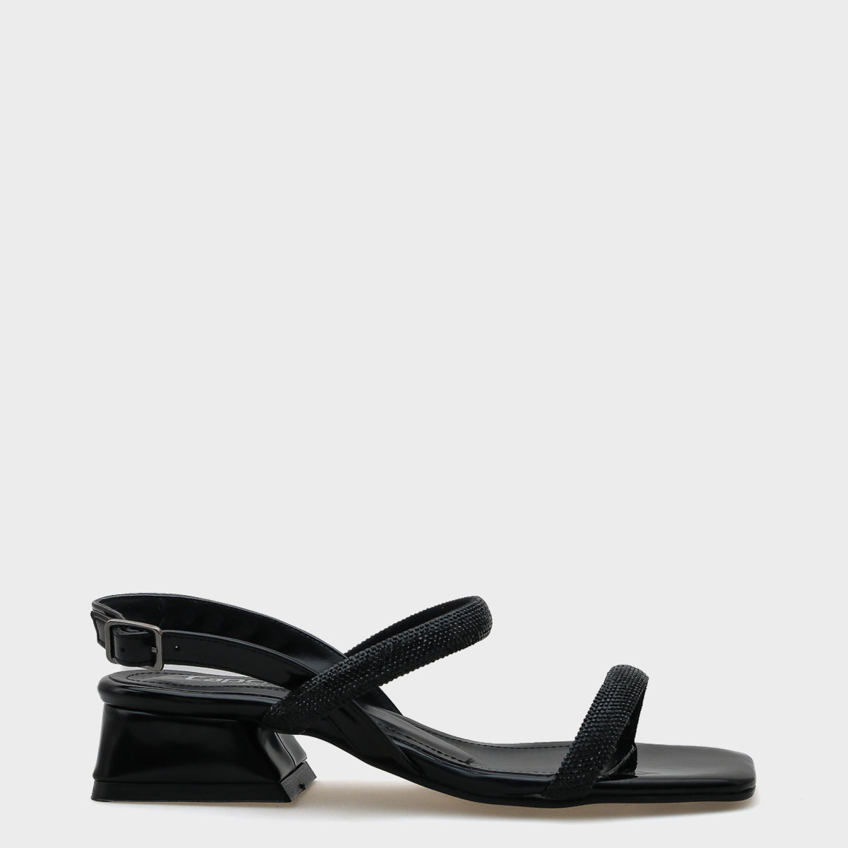 Coral Küt Burunlu Taşlı Çift Kalın Bantlı Kısa Topuklu Rugan Kadın Sandalet