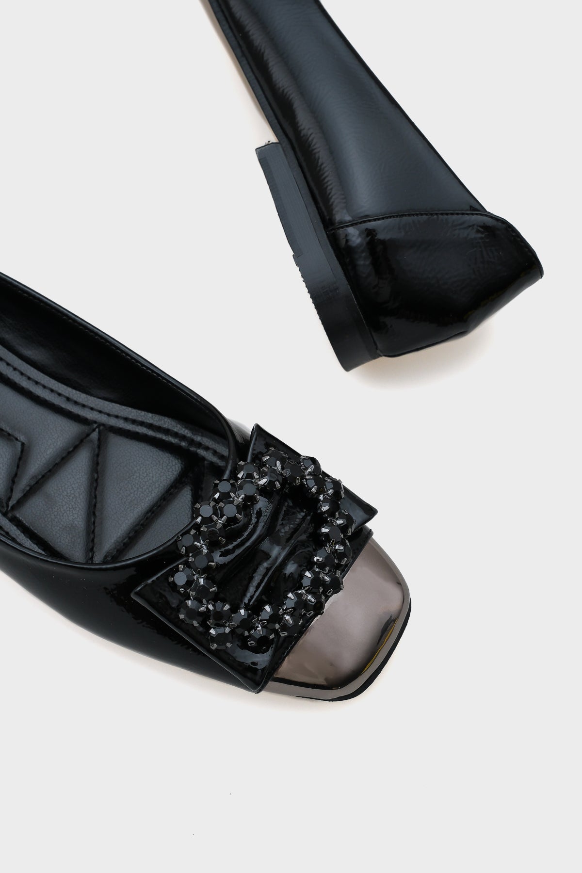 Adriana 058 Kadın Taşlı Babet