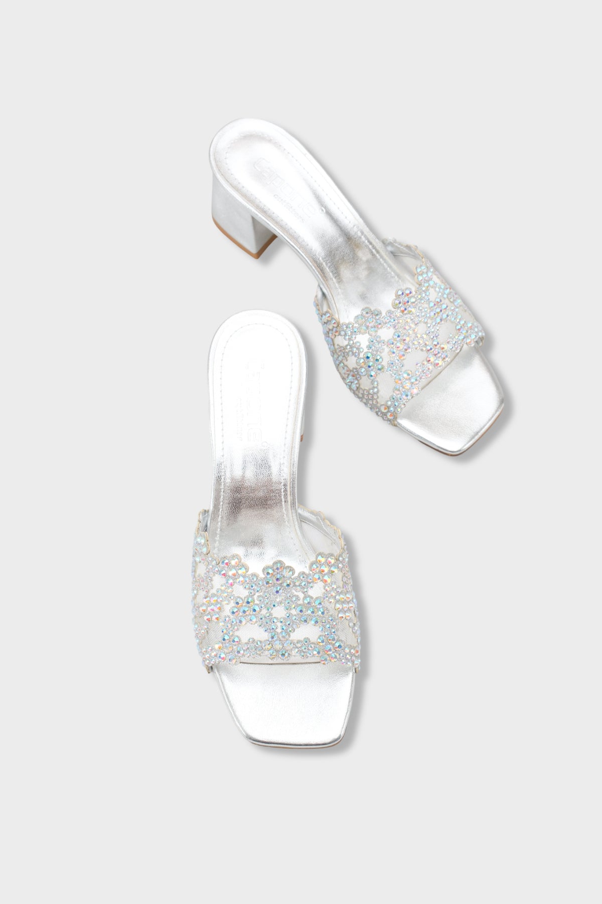 Lois Küt Burunlu Taşlı Orta Topuklu Şık Kadın Düğün Terlik