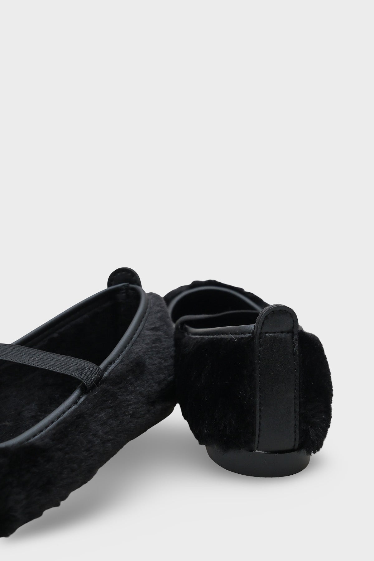 Ollie Kadın Peluş Lasitkli Babet