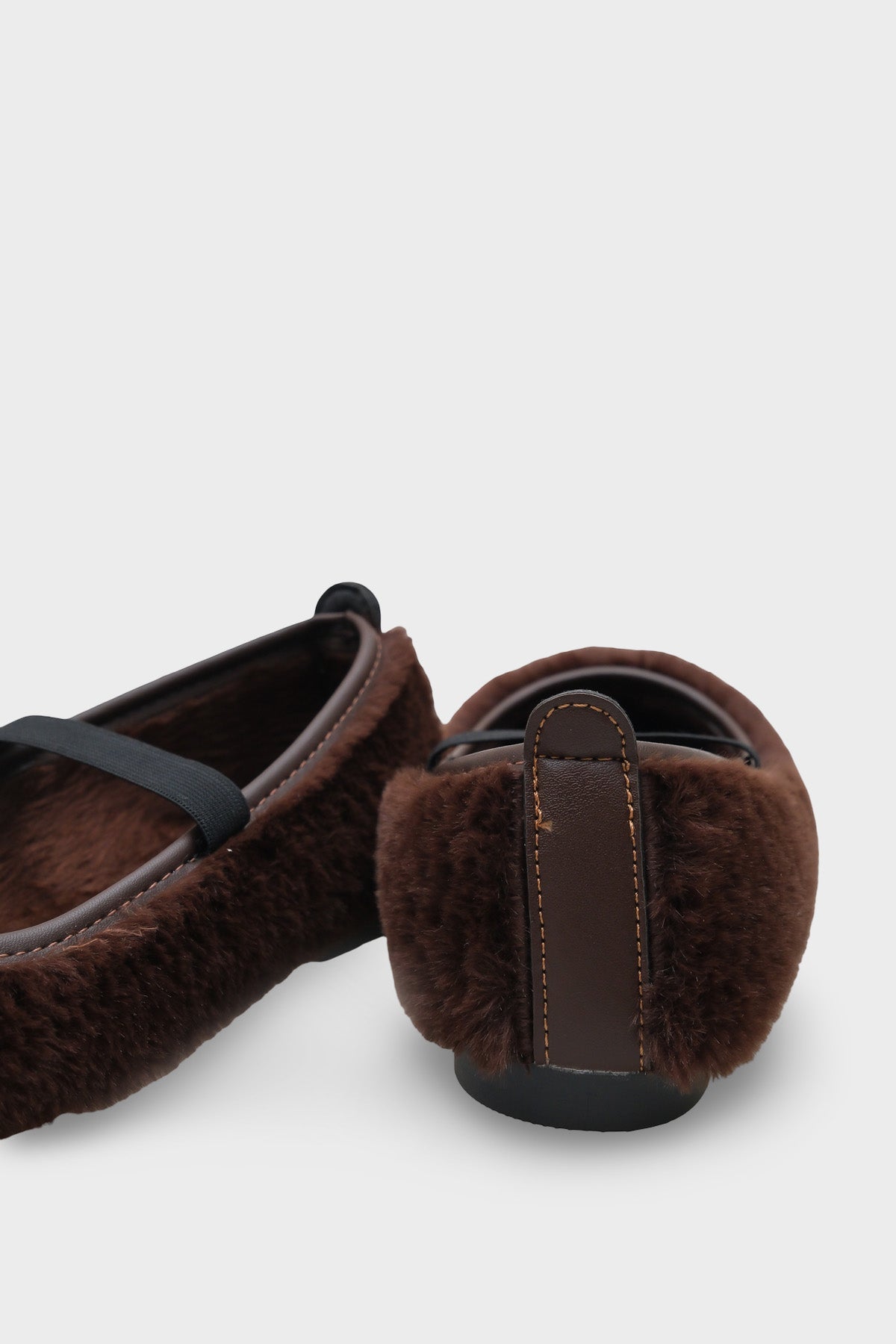 Ollie Kadın Peluş Lasitkli Babet