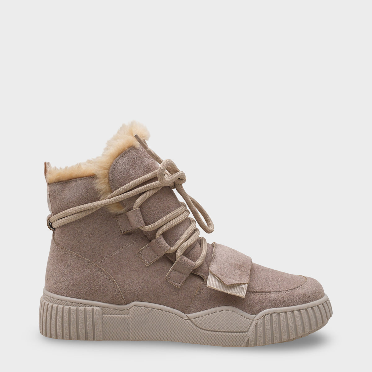 Sharron Kürklü Kadın Spor Bot