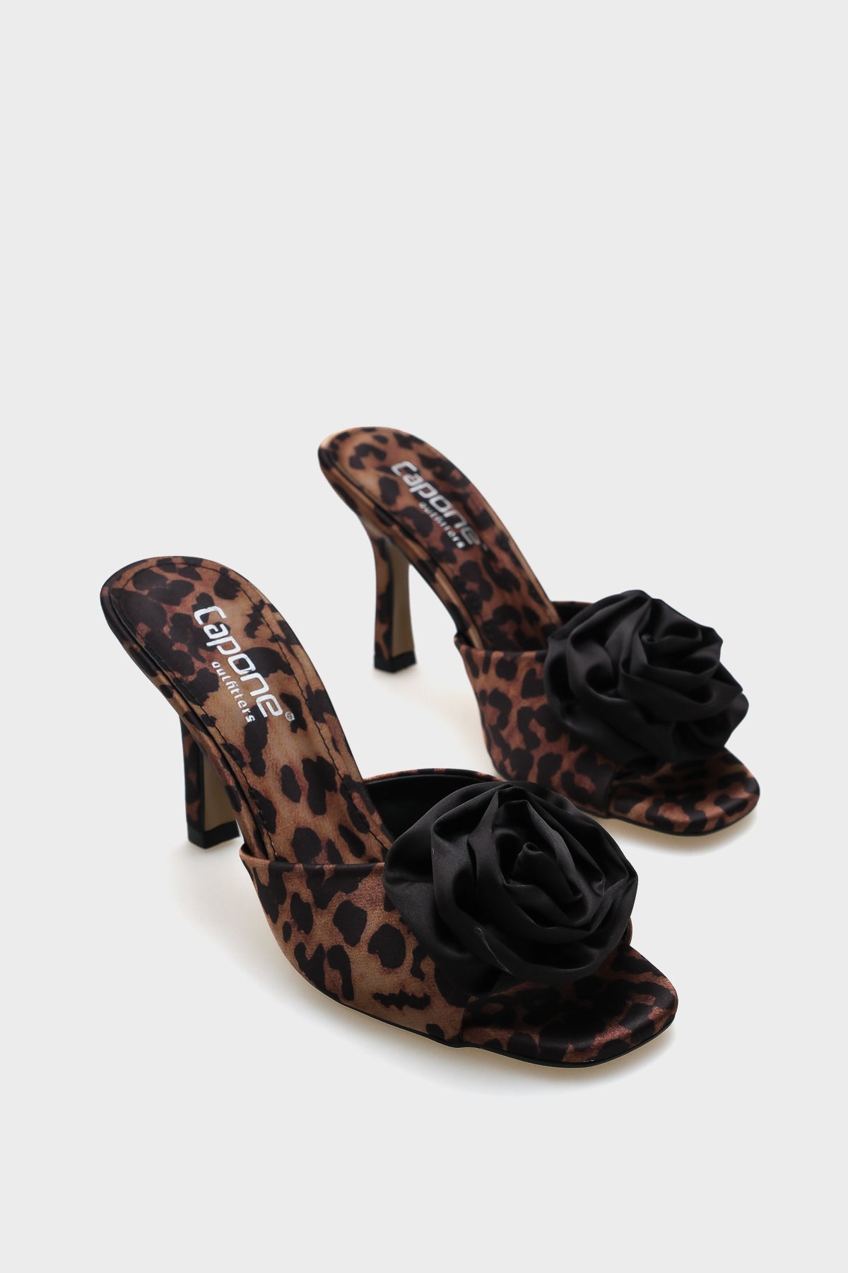 Lou Orta Topuklu Çiçekli Saten Kadın Terlik