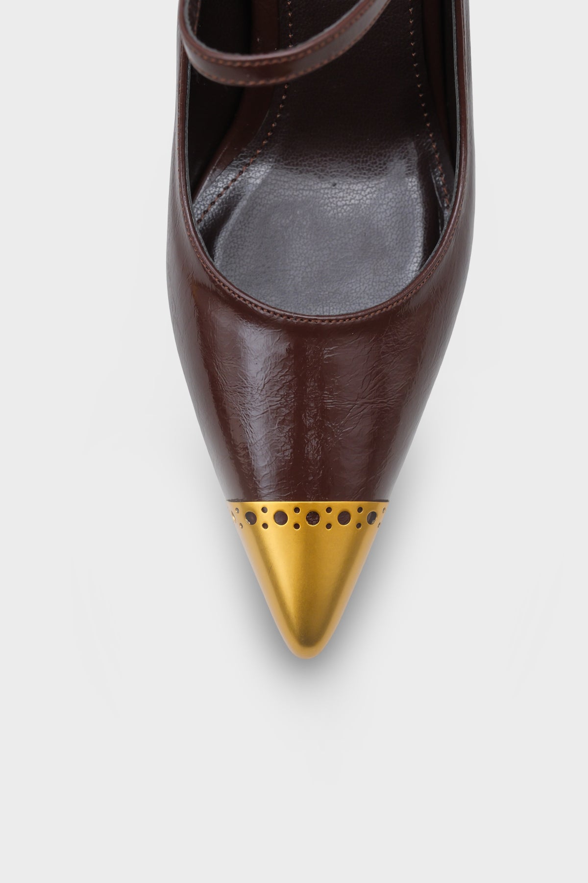 Leigh Sivri Metal Burunlu Orta Topuklu Rugan Görünümlü Kadın Ayakkabı