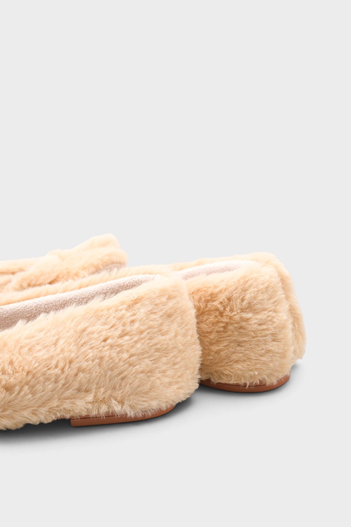 Patrica Peluş Fiyonklu Babet