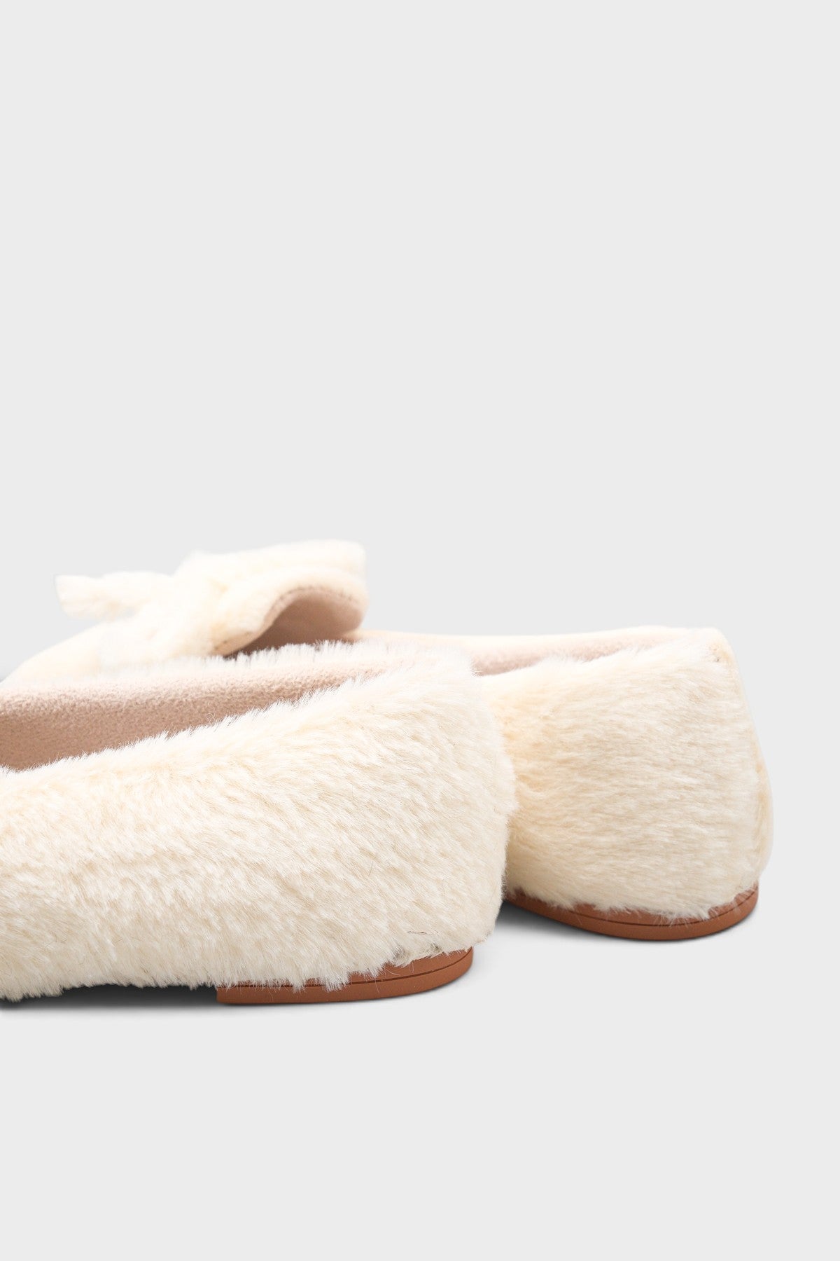 Patrica Peluş Fiyonklu Babet