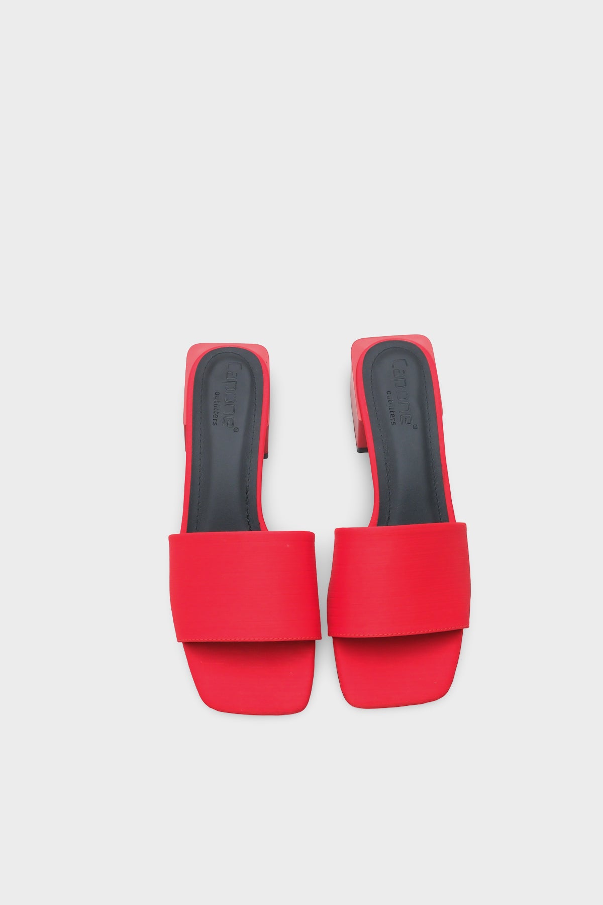 Cathleen  Küt Burunlu Orta Topuklu Saten Kadın Terlik