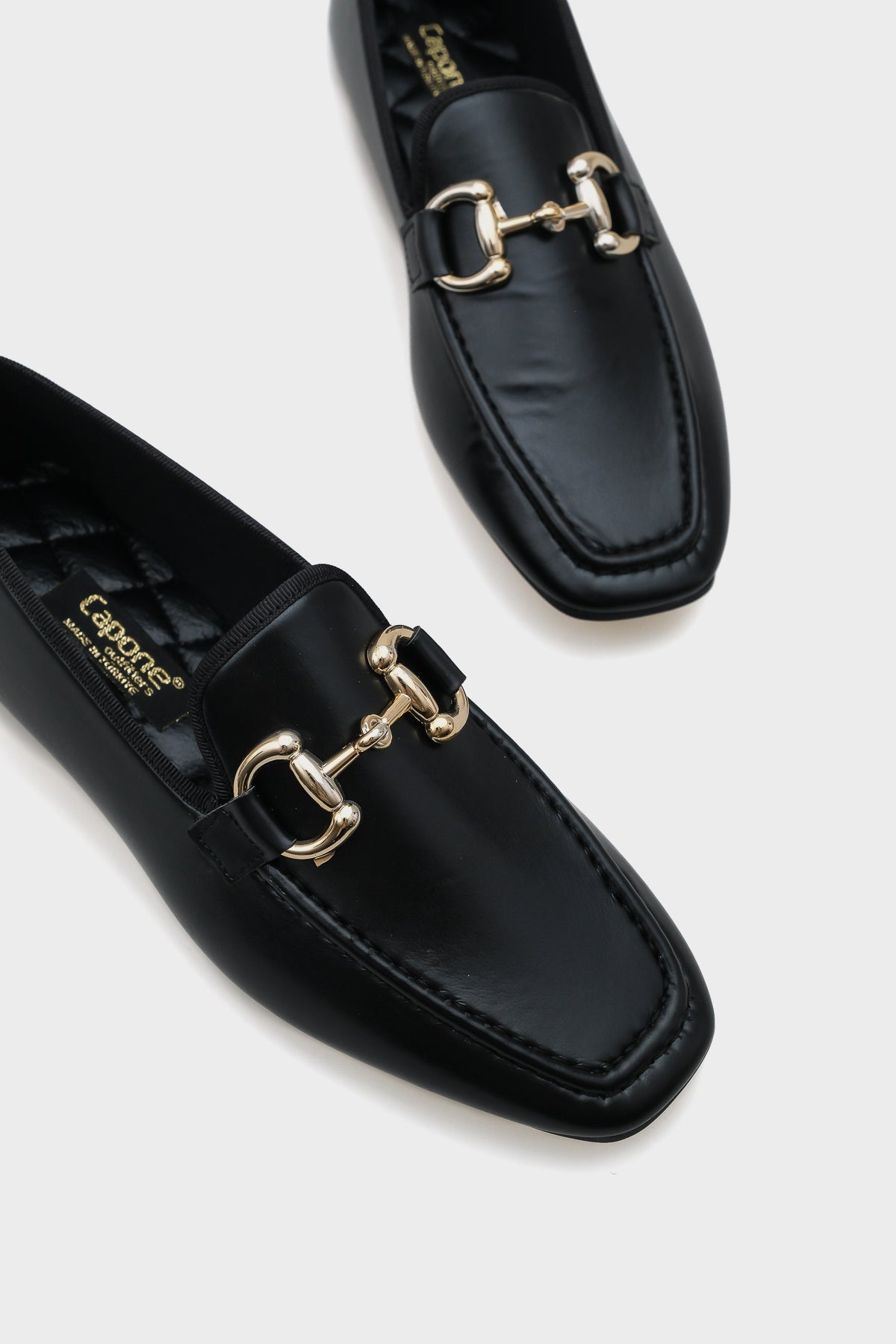 Metal Tokalı Kadın Loafer