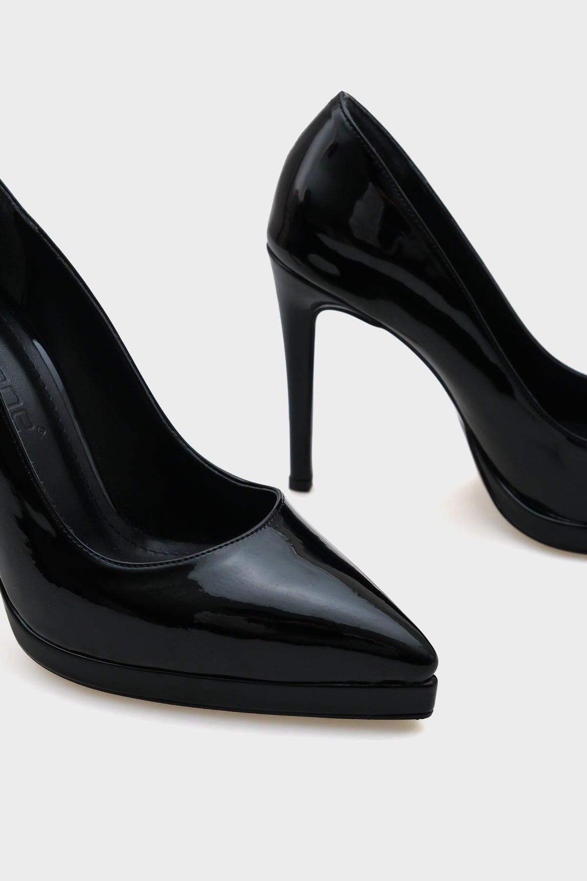 Helga Sivri Burunlu Platform Yüksek Topuklu Kadın Ayakkabı