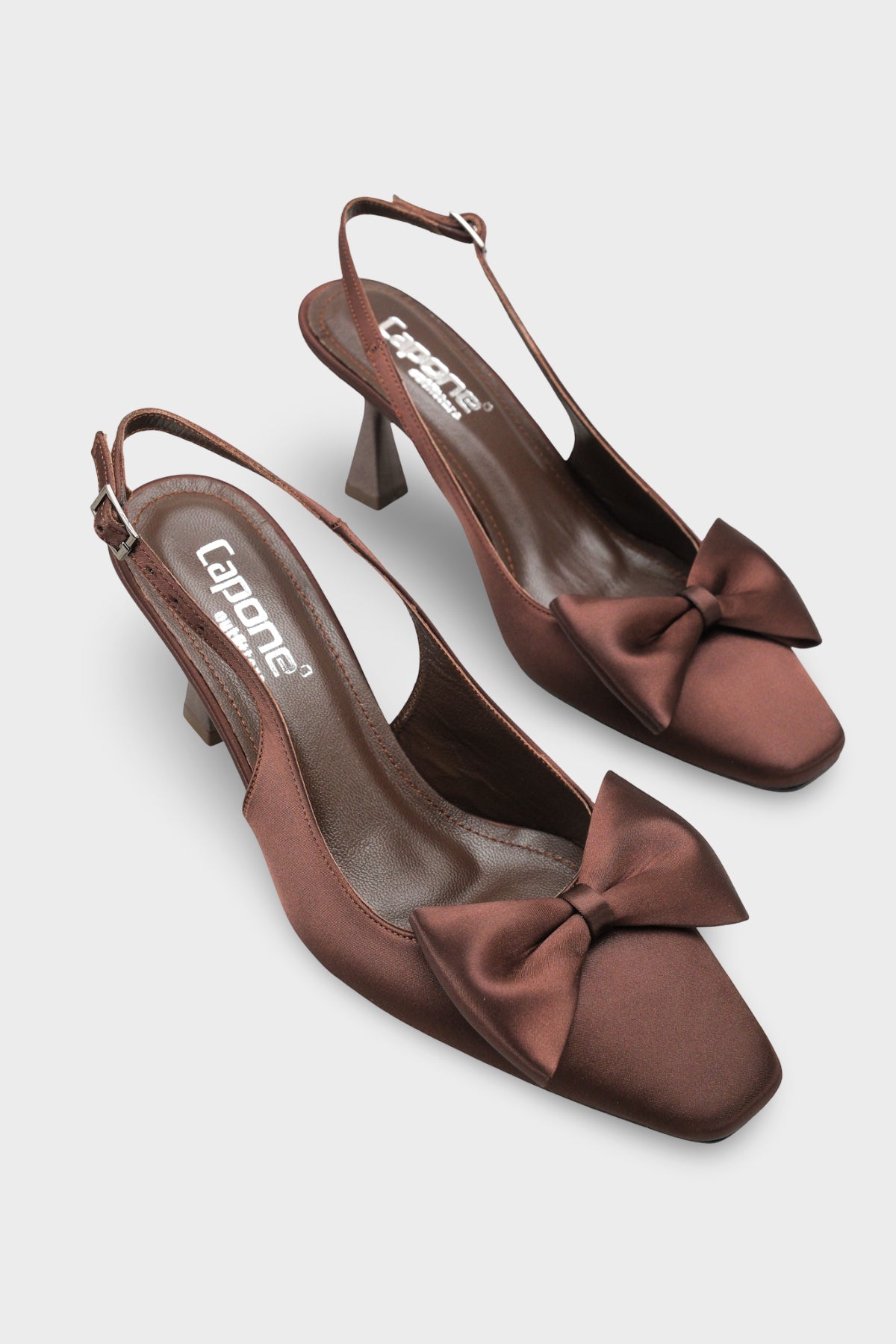 Pam Küt Sivri Burunlu Fiyonklu Arkası Açık Saten Kadın Ayakkabı