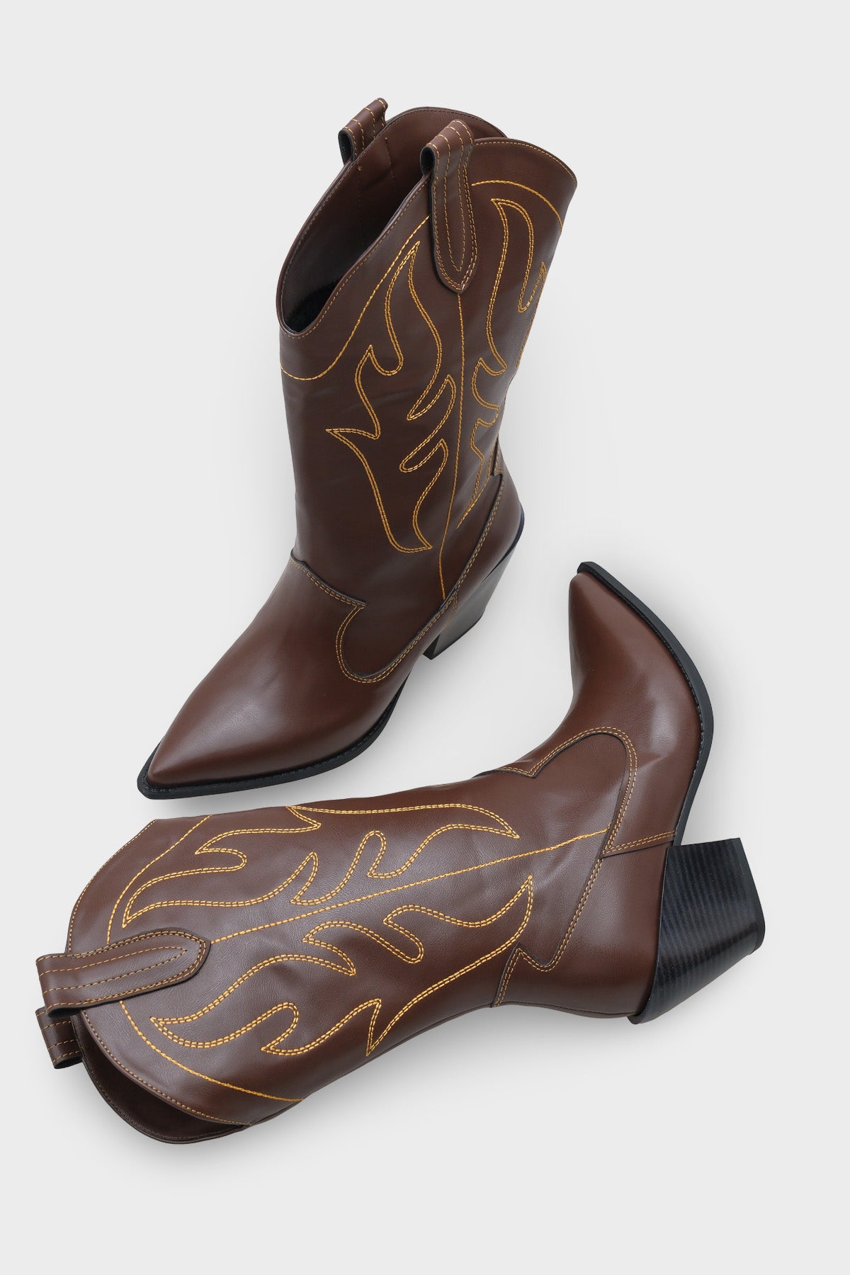 Malina  Sivri Burunlu Nakışlı Kadın Kovboy Çizme