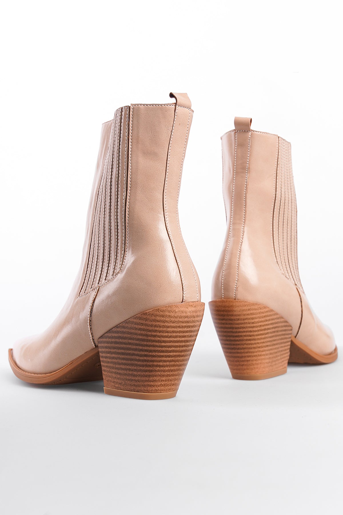 Ellyn  Sivri Burunlu Yandan Lastikli Kadın Kovboy Bot