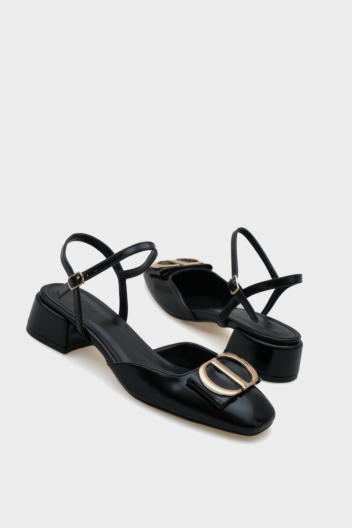 Randi  Arkası Açık  Tokalı Kısa Topuklu Kadın Ayakkabı