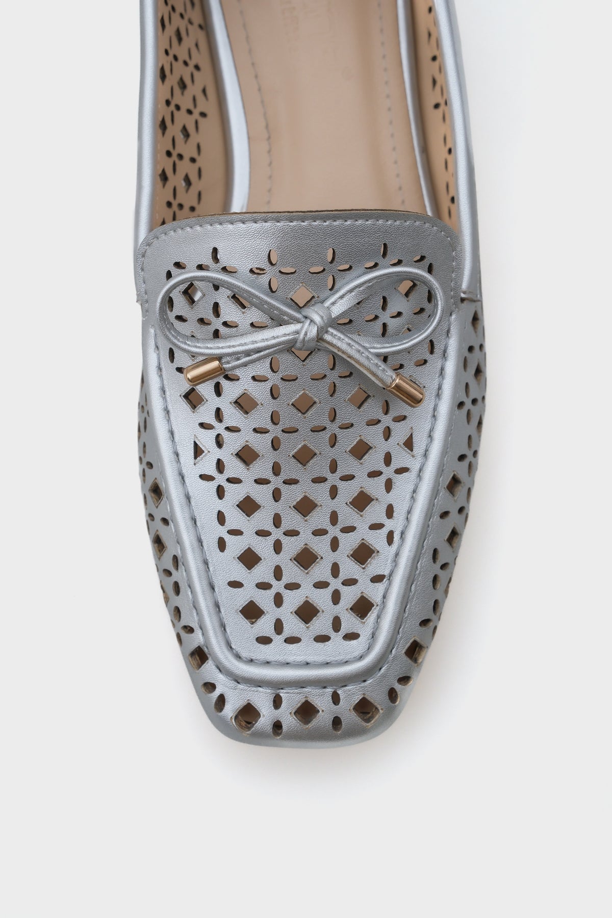 Cara Zımbalı Metalik Kadın Loafer