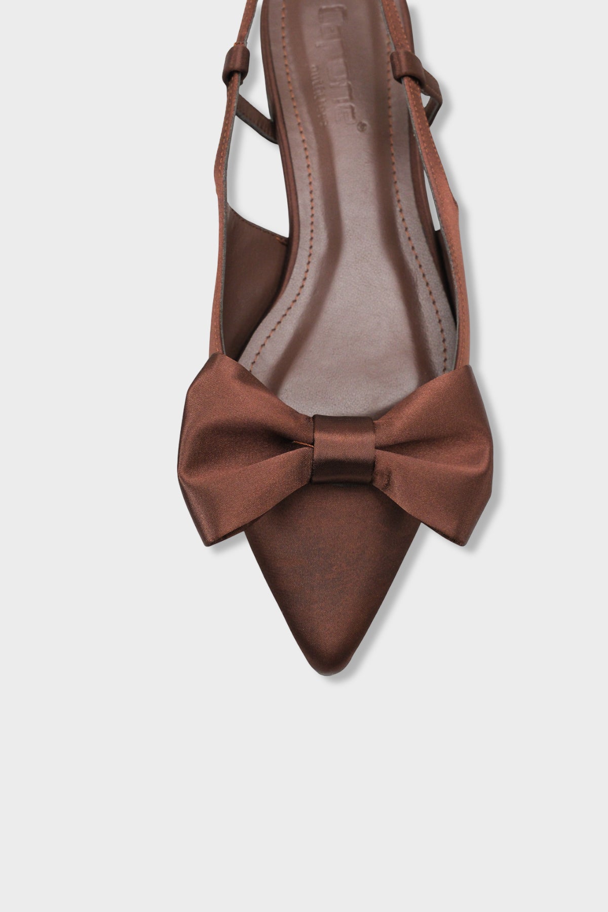 Ania Sivri Burunlu Saten Arkası Açık Kadın Babet