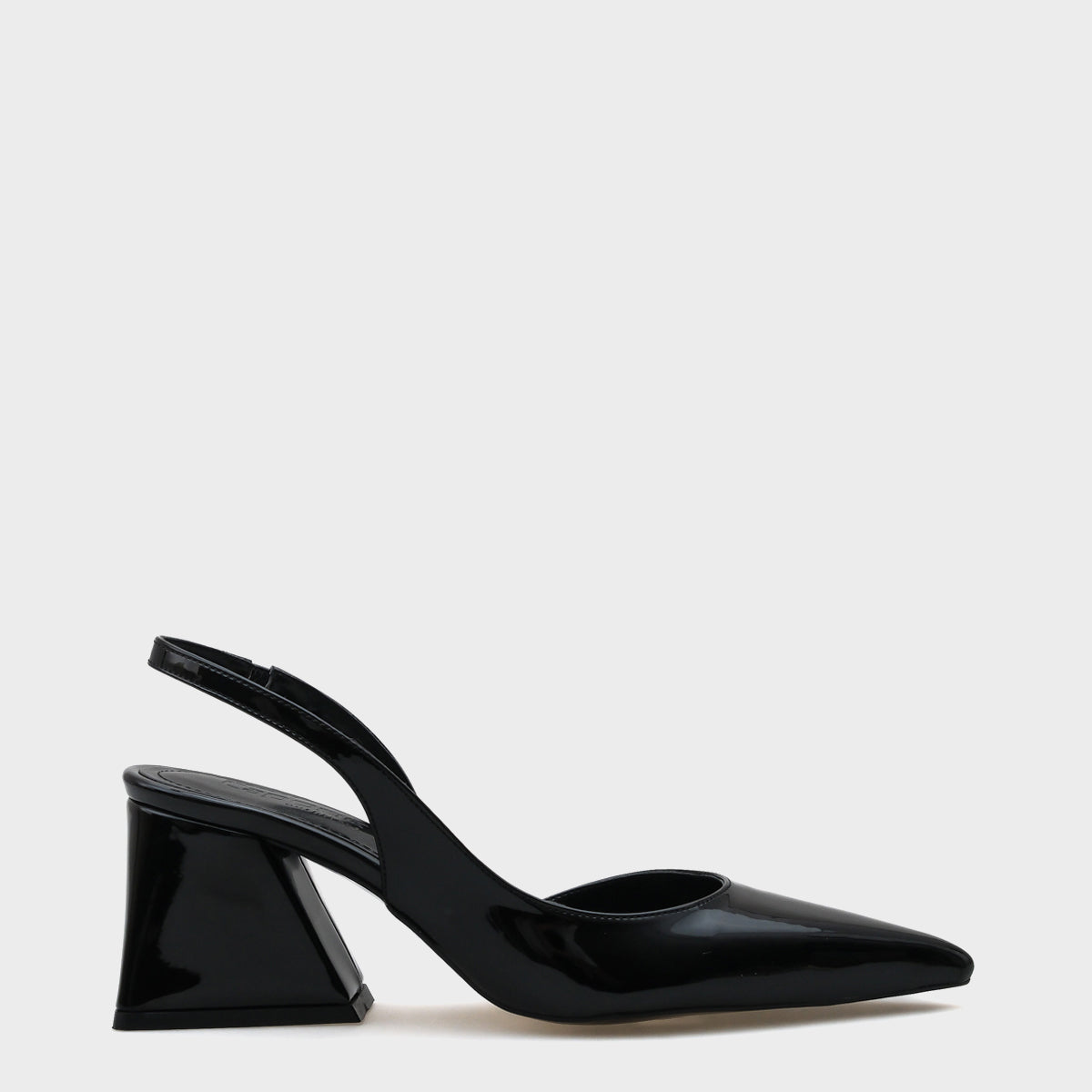 Robby Arkası Açık Sivri Burunlu Orta Topuklu  Rugan Kadın Ayakkabı