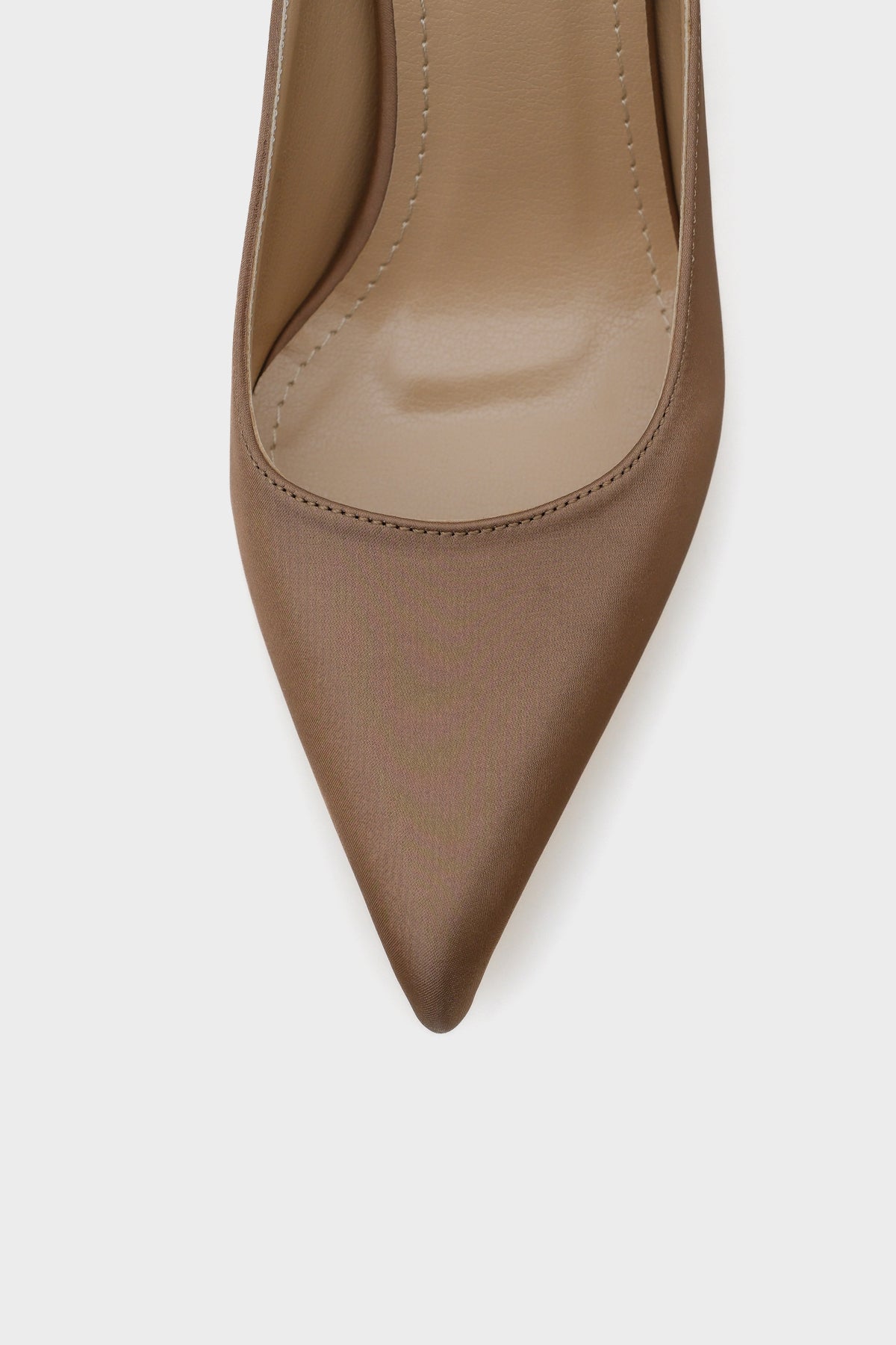 Lynda Sivri Burnu Kapalı Saten Kadın Terlik