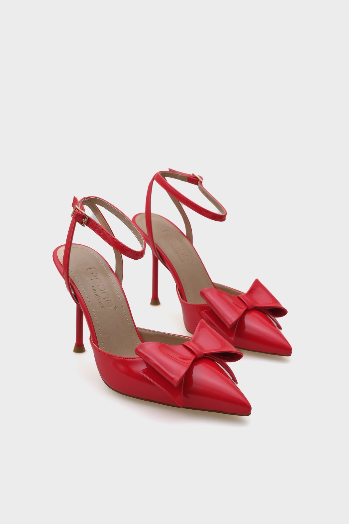 Rona Sivri Burunlu Fiyonlu Bilekten Bantlı Kadın Ayakkabı