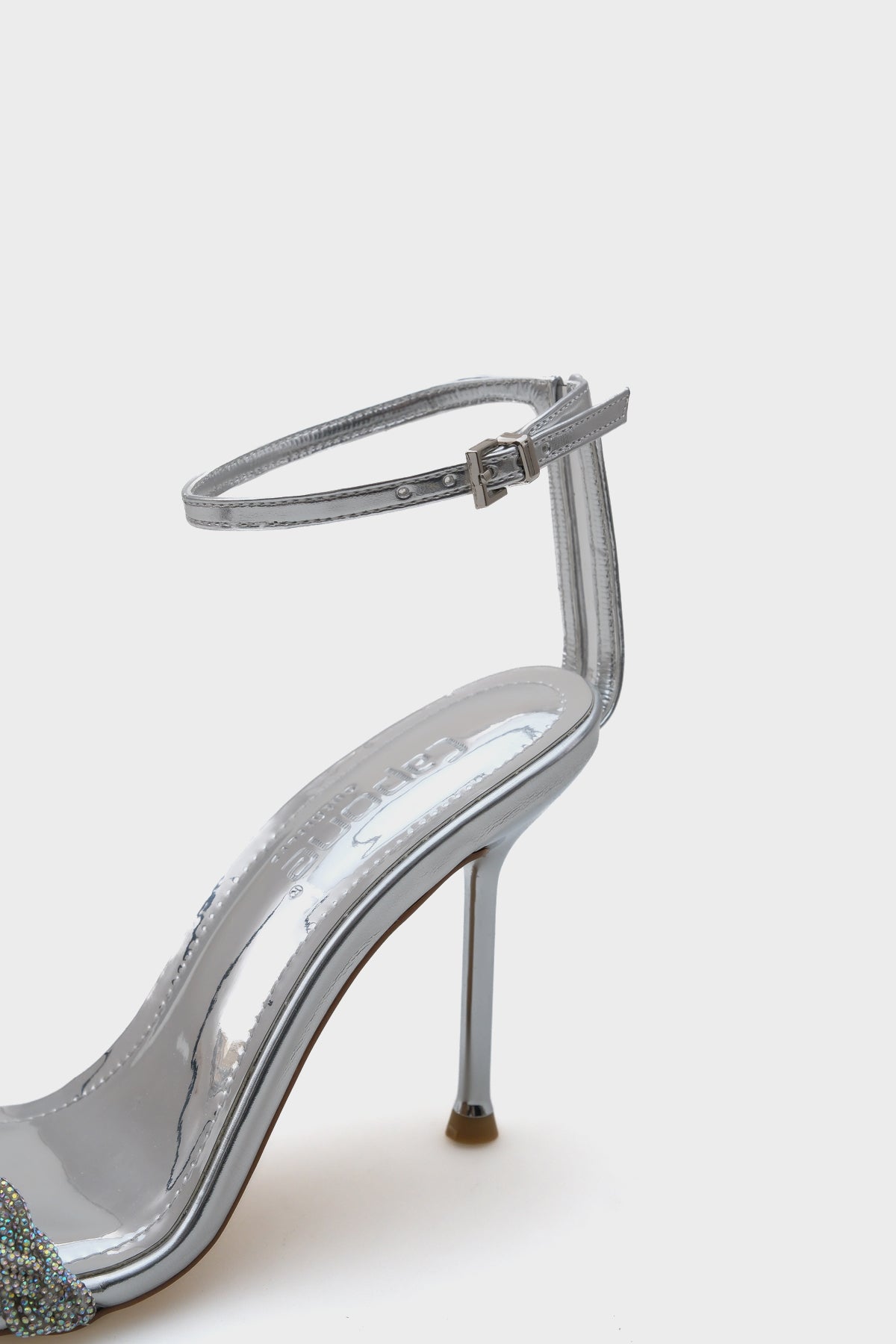 Daisey Topuklu Taşlı Bantlı Bilekten Bantlı Metalik Şık Kadın Sandalet