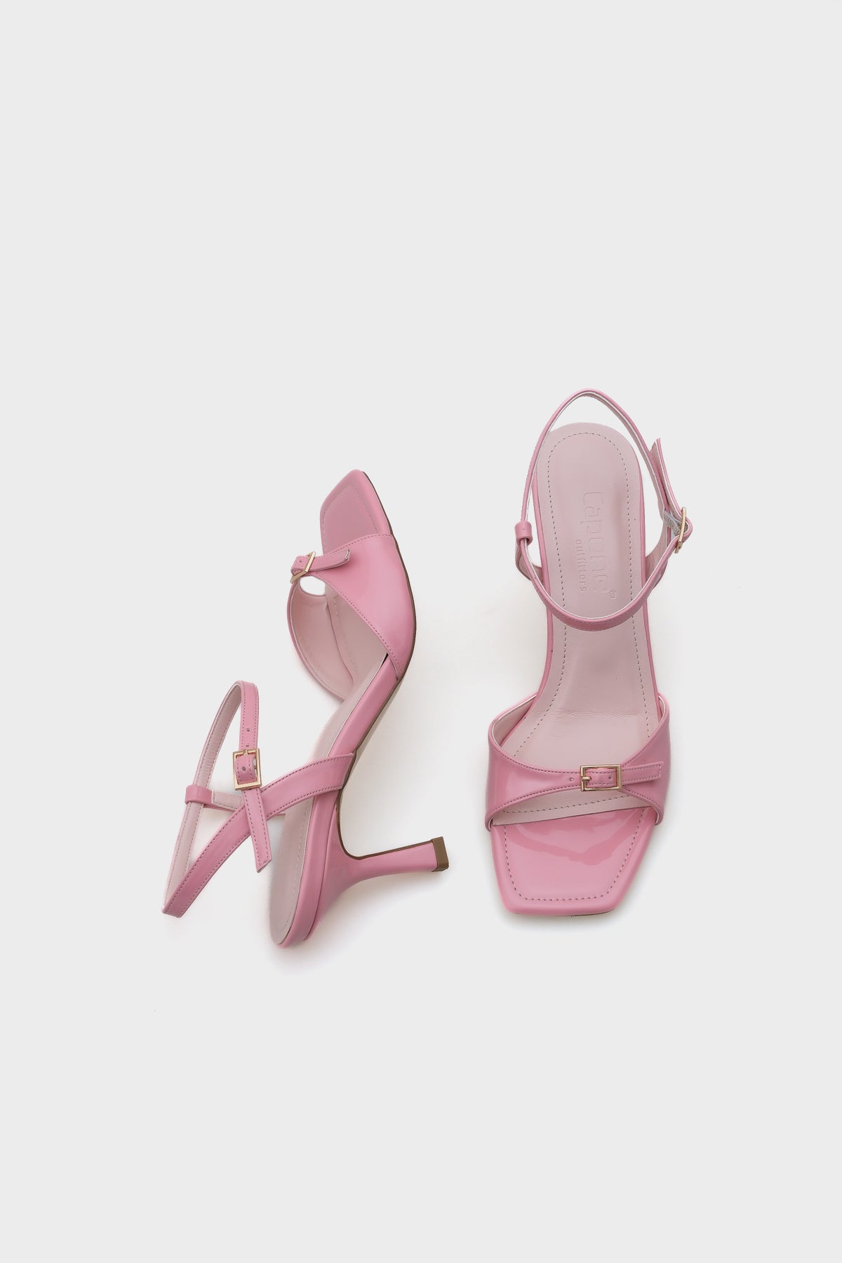 Dale Orta Topuklu Bilekten Bantlı Tokalı Kadın Sandalet