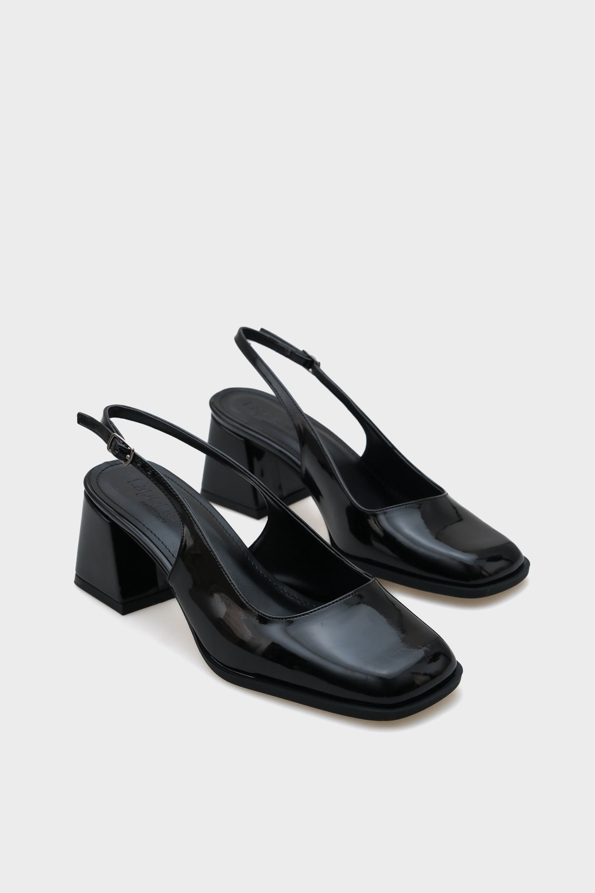 Rora Küt Burunlu Kalın Topuklu Arkası Açık Kadın Ayakkabı