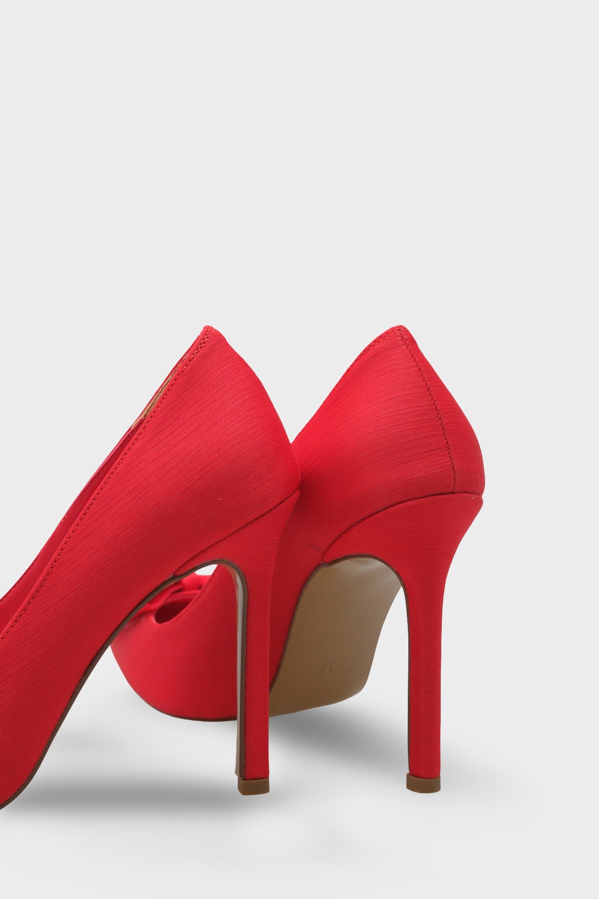 Trace Yüksek Topuklu Fiyonklu Saten Kadın Şık Abiye Ayakkabı