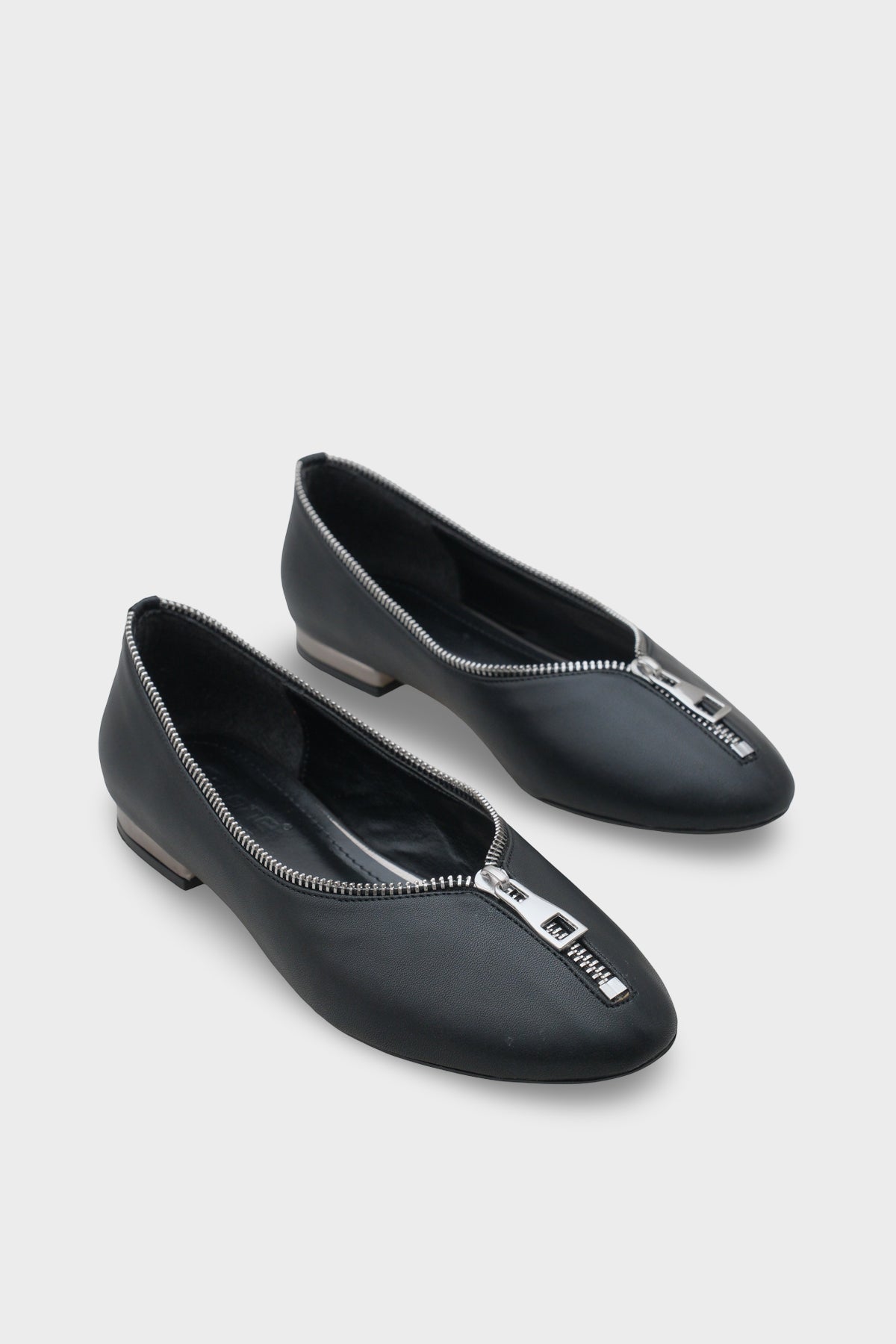 Laurella Kısa Topuklu Fermuarlı Kadın Babet