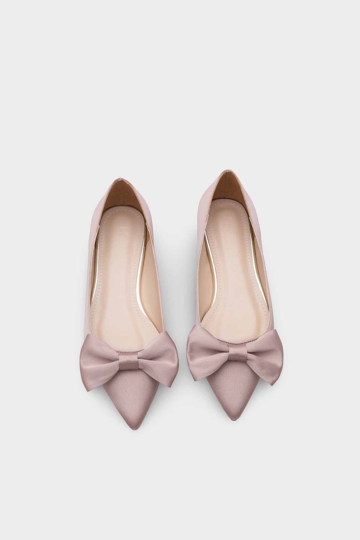 Zelma  Sivri Burunlu Kısa Topuklu Fiyonklu Saten Kadın Babet