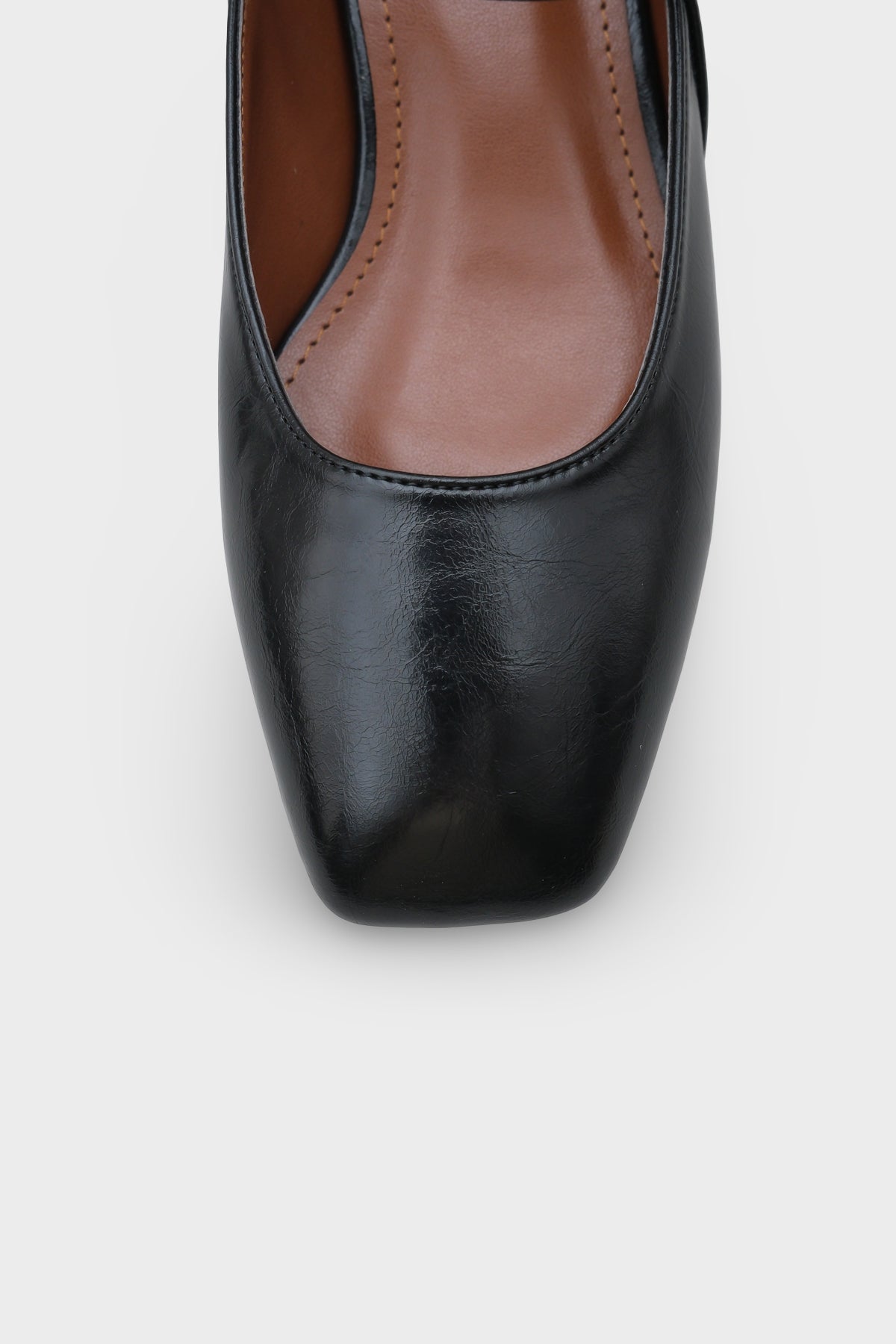 Darell Kısa Topuklu Küt Burunlu Bantlı Mary Jane Kadın Ayakkabı