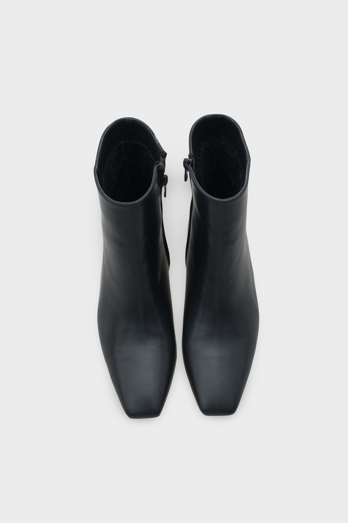 Evie Kısa Topuklu Yandan Fermuarlı Küt Burun Kadın Bot