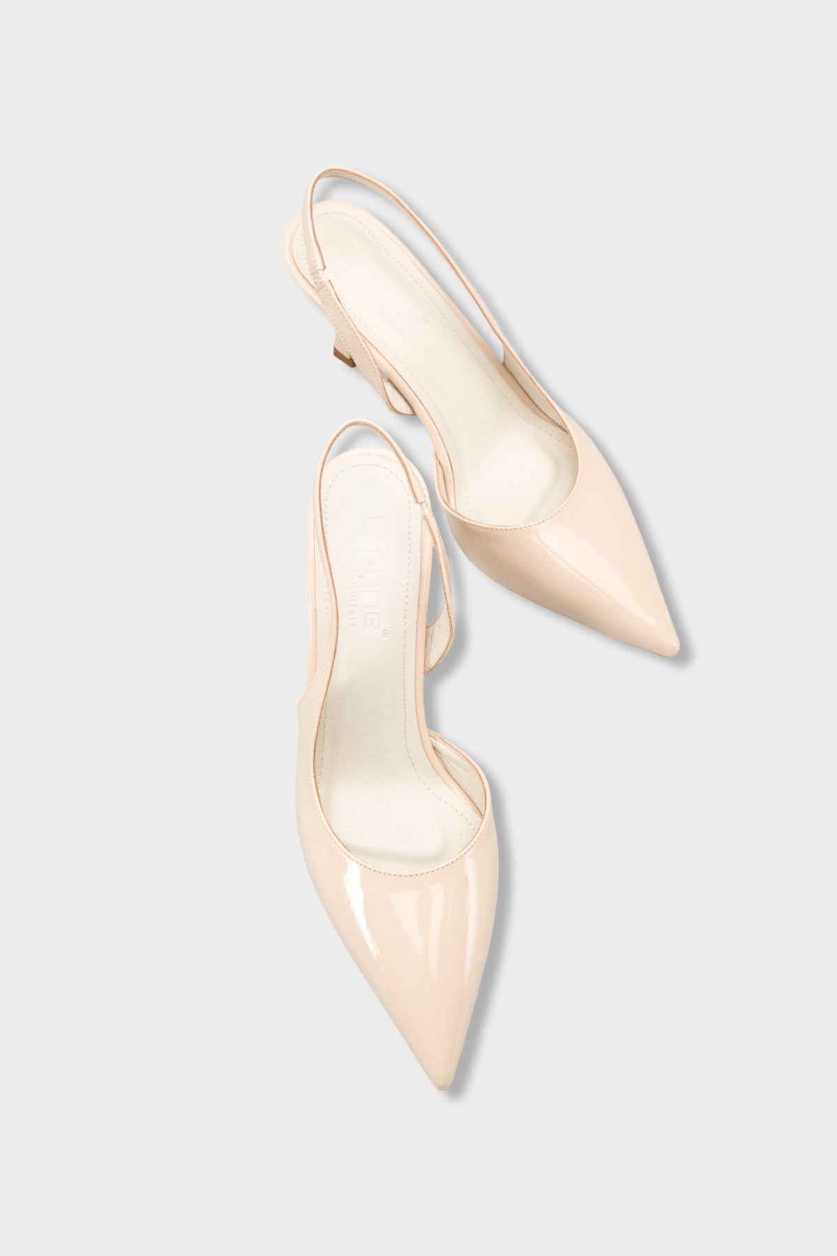 Ramonda Hakiki Deri Astarlı Sivri Burunlu Orta Topuklu Rugan Görünümlü Arkası Açık Kadın Ayakkabı