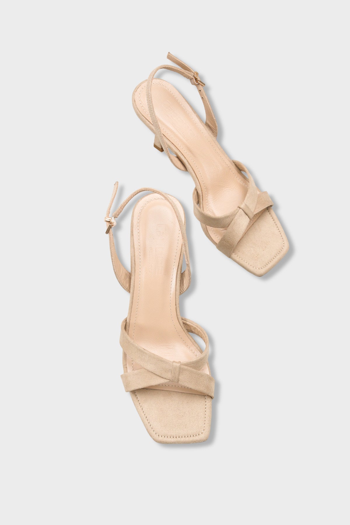 Roxana Hakiki Deri Astarlı Küt Burunlu Çapraz Bantlı Orta Topuklu Süet Görünümlü Şık Kadın Ayakkabı