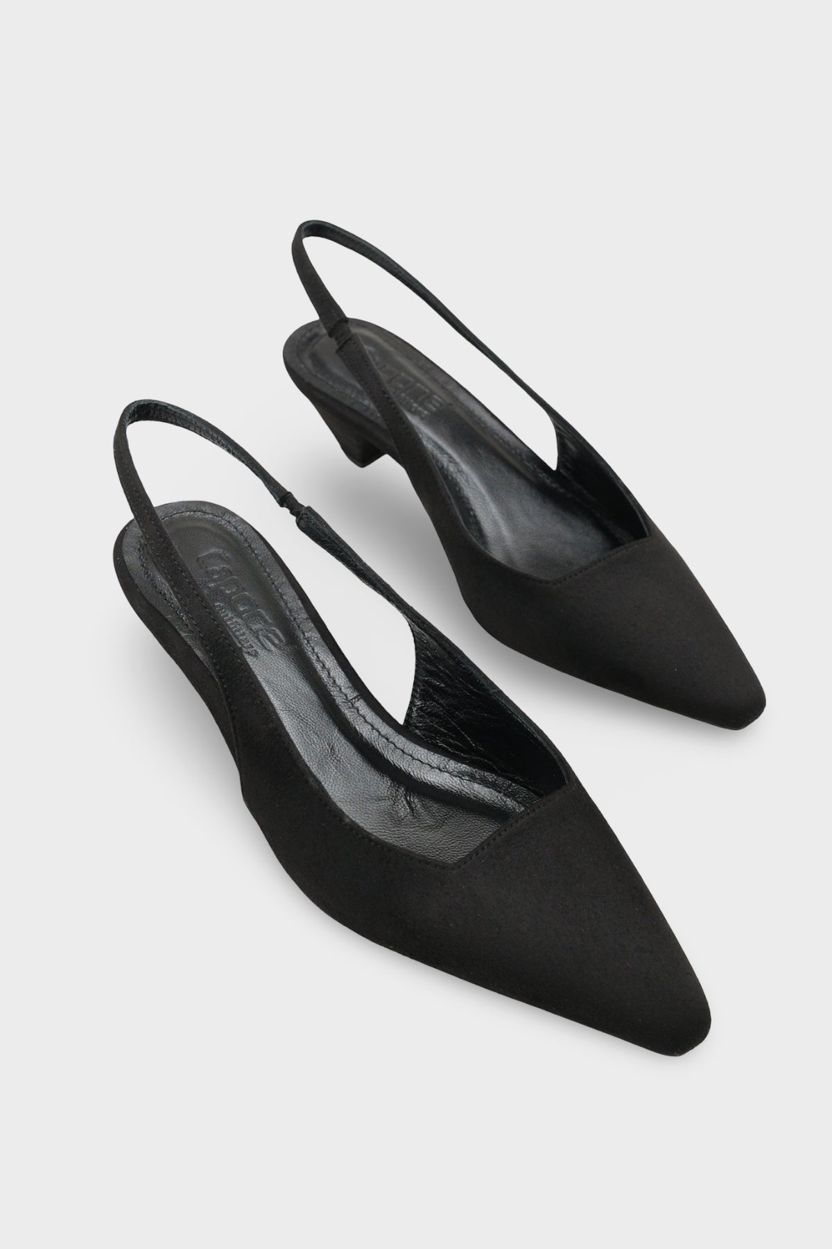 Ricki Hakiki Deri Astarlı Sivri Burunlu Orta Topuklu Süet Görünümlü Arkası Açık Kadın Ayakkabı