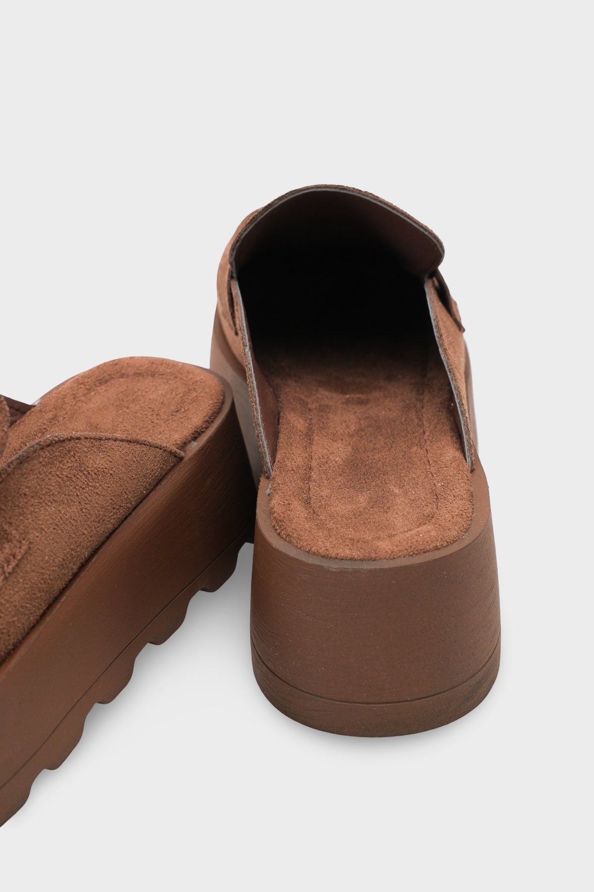 Karrie Süet Görünümlü Kadın Sabo