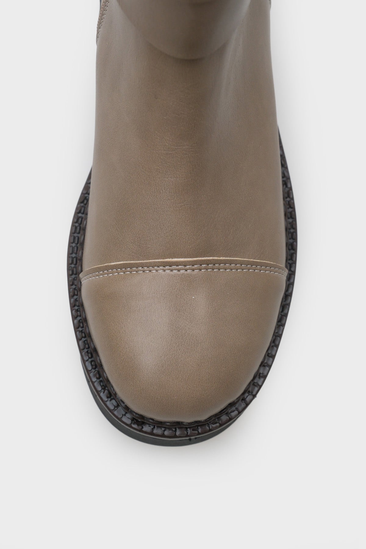 Giselle Trak Tabanlı Metal Tokalı Yandan Fermuarlı Kadın Uzun Bot