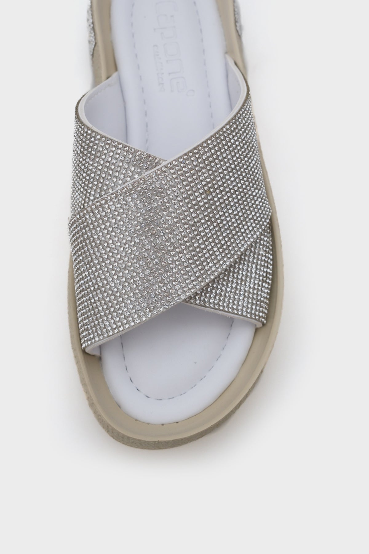 Maren Çapraz Taşlı Bantlı Taşlı Detaylı Dolgu Topuk Kadın Terlik