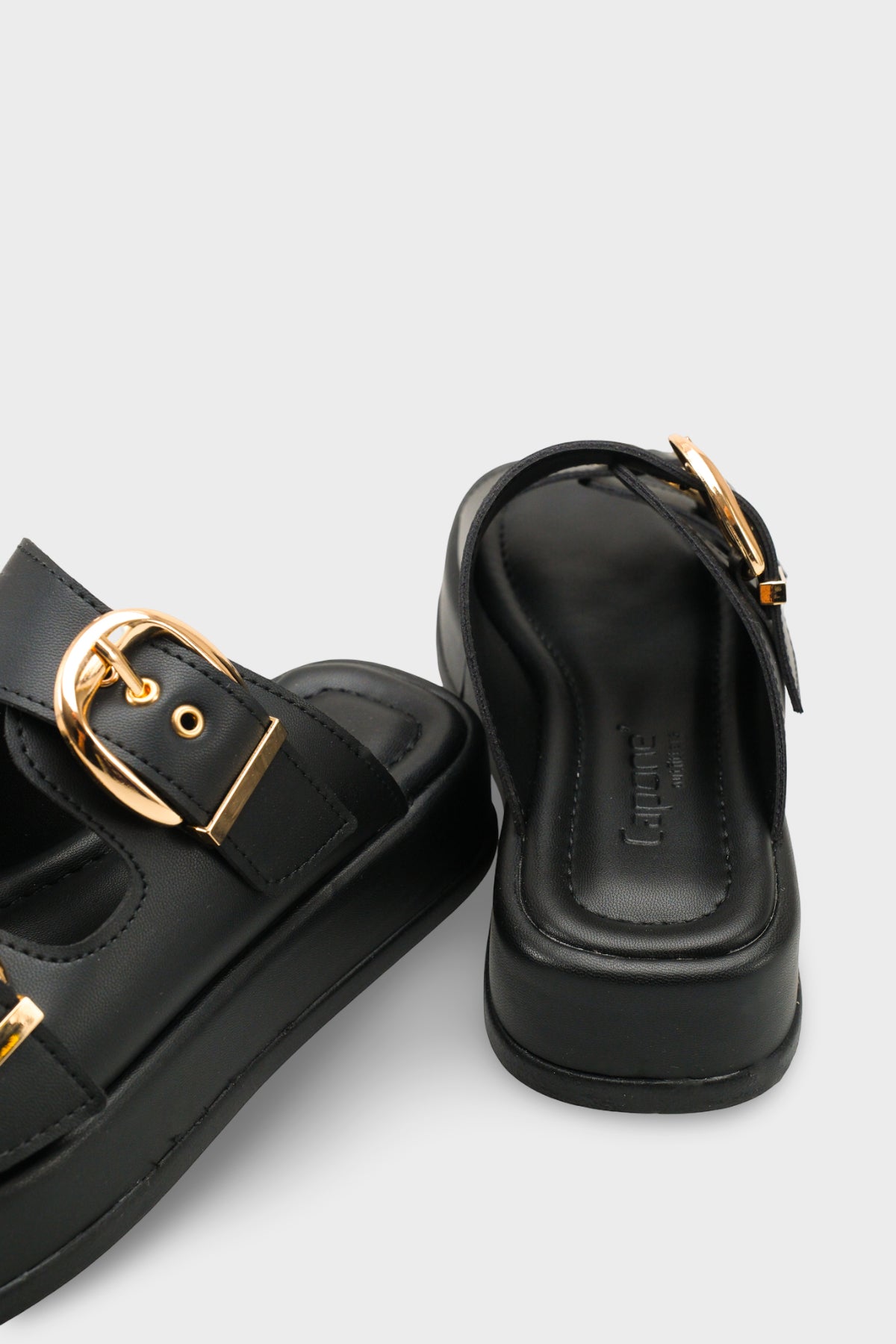 Vivien Dolgu Topuklu Çift Bantlı Tokalı Kadın Terlik