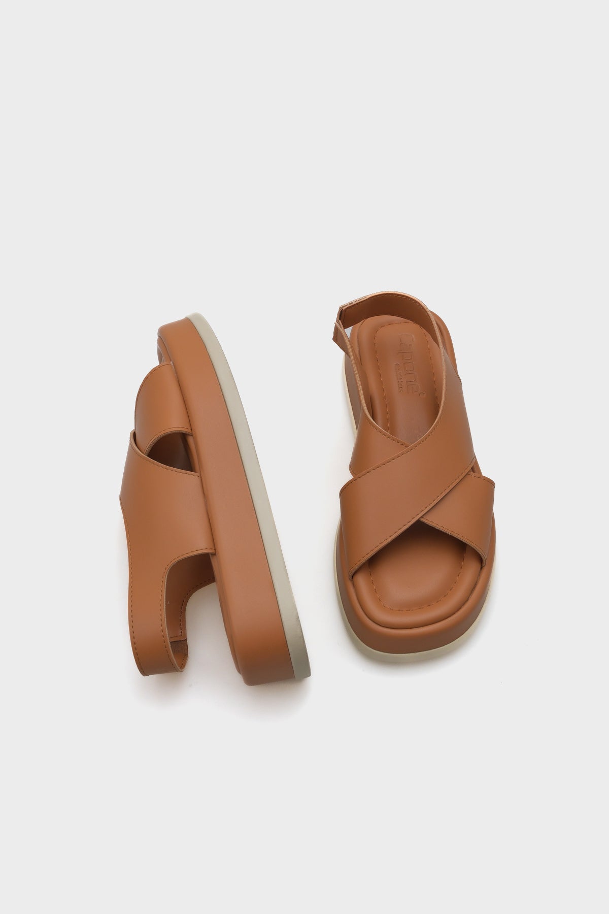 Dena Dolgu Topuklu Çapraz Bantlı Kadın Sandalet