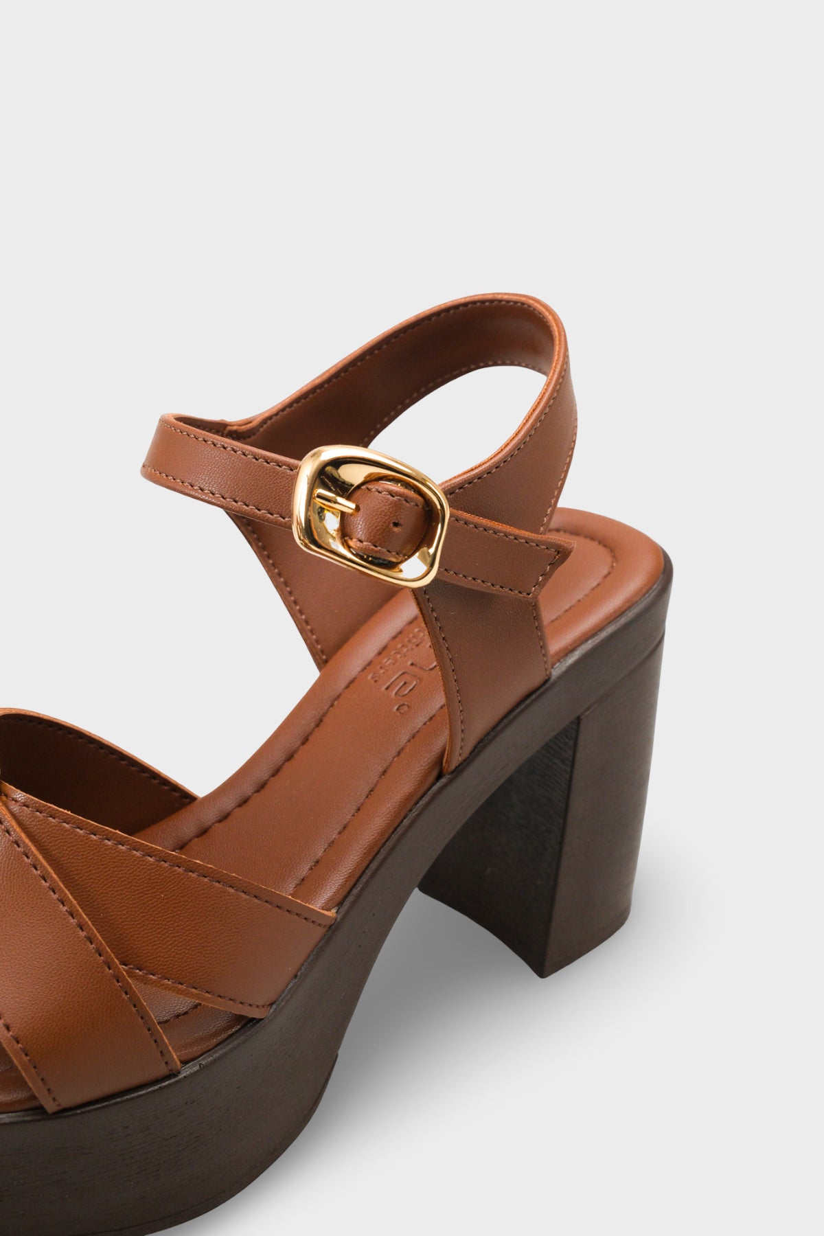 Sheilah Platform Çapraz Bantlı Bilekten Bantlı Kadın Sandalet