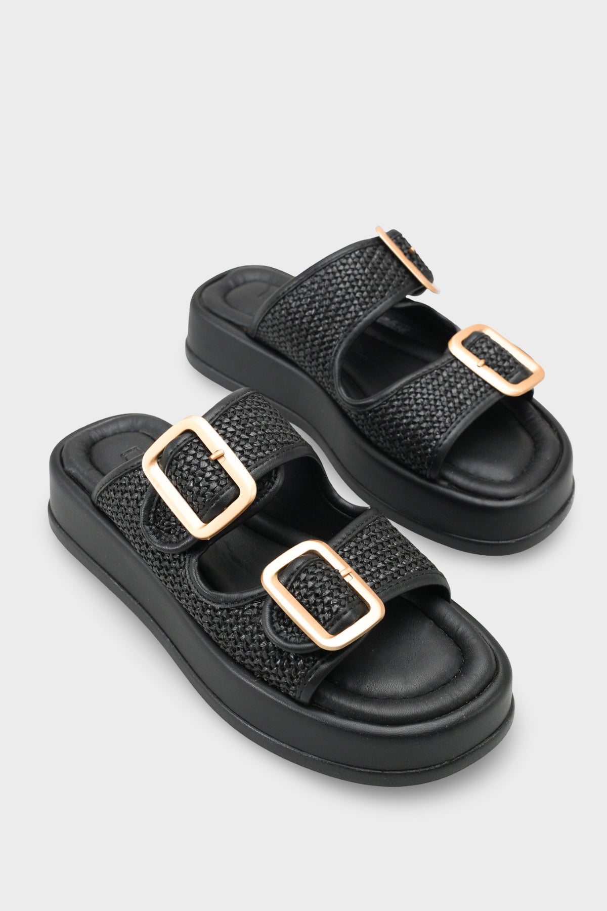 Marge Dolgu Topuklu Çift Bantlı Tokalı Kadın Terlik