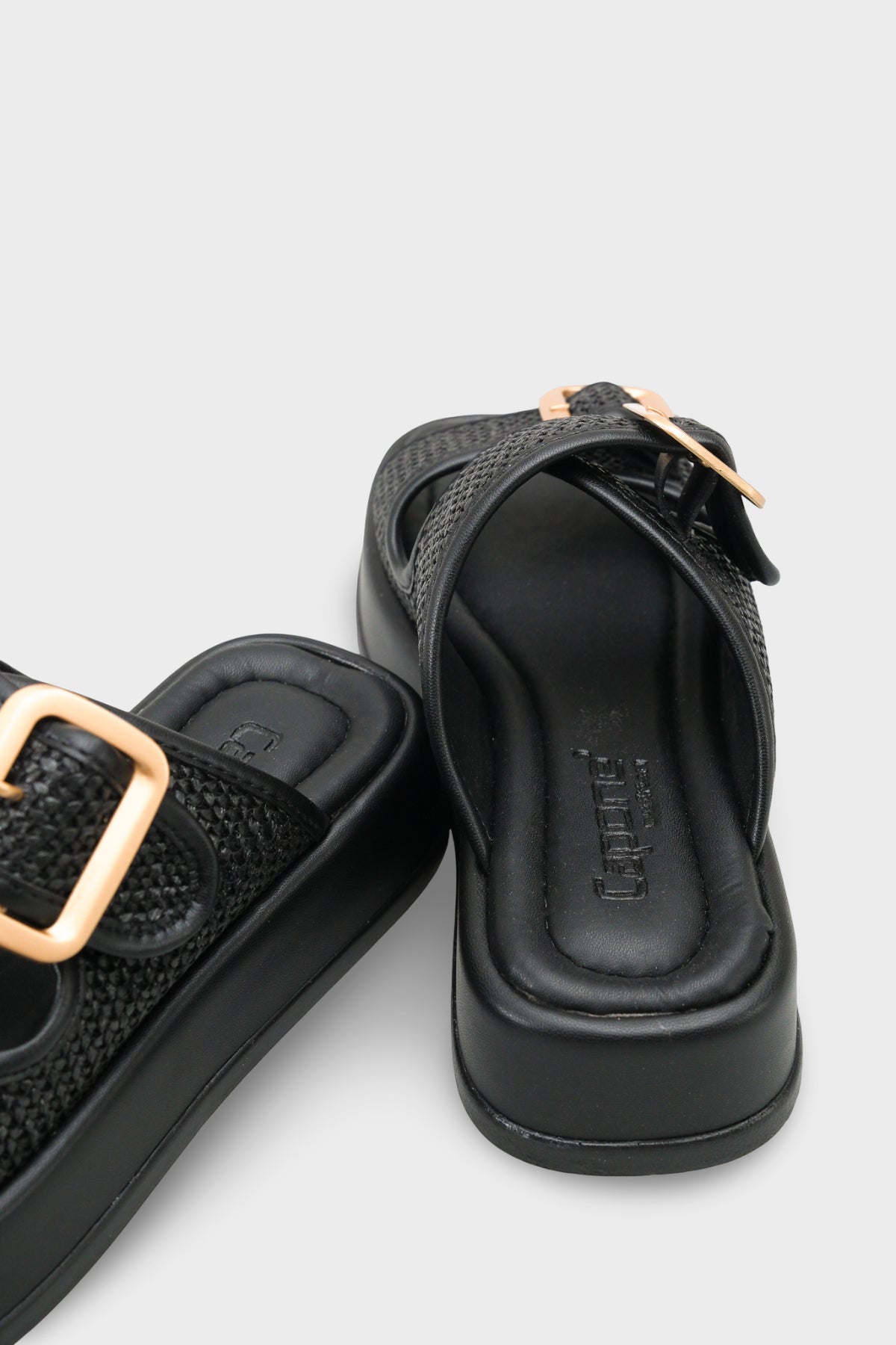 Marge Dolgu Topuklu Çift Bantlı Tokalı Kadın Terlik