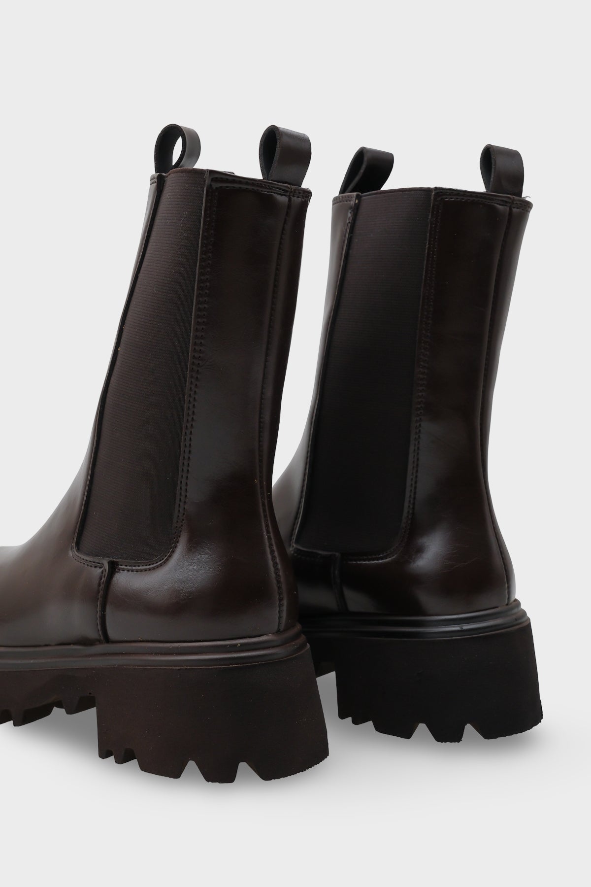 Tiana Trak Tabanlı Yandan Lastikli Kadın Uzun Bot