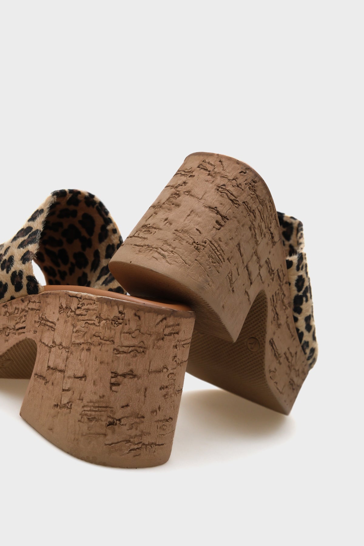 Maria Platform Tek Bantlı  Süet Kadın Terlik