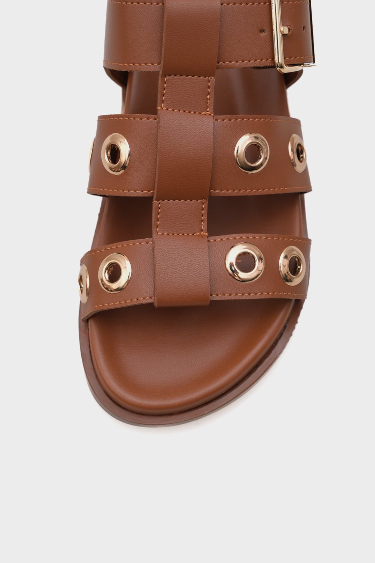 Valene Düz Topuk Metal Aksesuarlı Gladyatör Kadın Sandalet